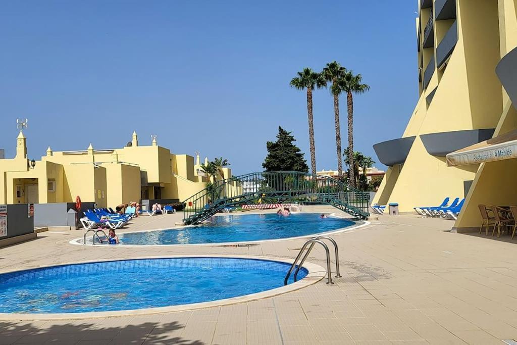 Lagos-Piscine Et Mer- Condominio Do Mar エクステリア 写真