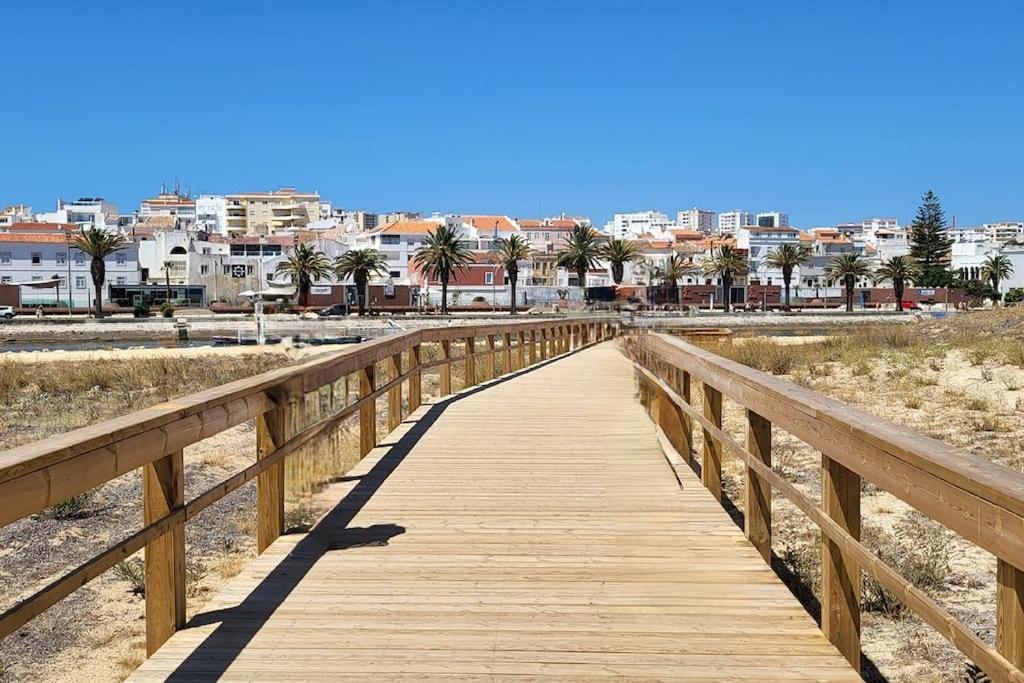 Lagos-Piscine Et Mer- Condominio Do Mar エクステリア 写真